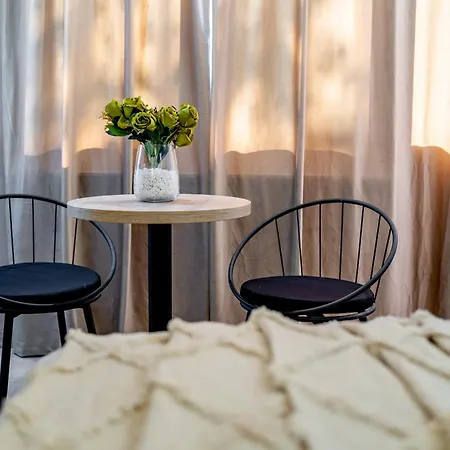 Апартаменти Ultracentral Coziness: Modern On Calea Victoriei *
