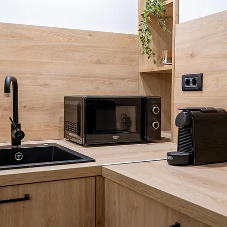 Ultracentral Coziness: Modern On Calea Victoriei Bukarest