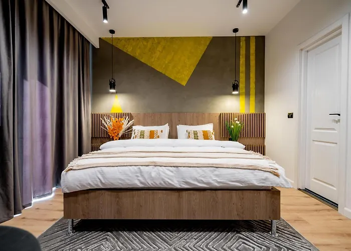 Ultracentral Coziness: Modern On Calea Victoriei * Bucharest