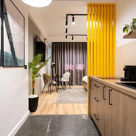 Ultracentral Coziness: Modern On Calea Victoriei شقة بوخارست